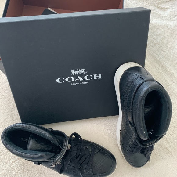 Coach fashion sneakers size 8 - Picture 3 of 5